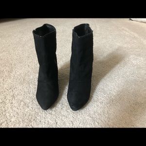 Charles David Wedge Booties